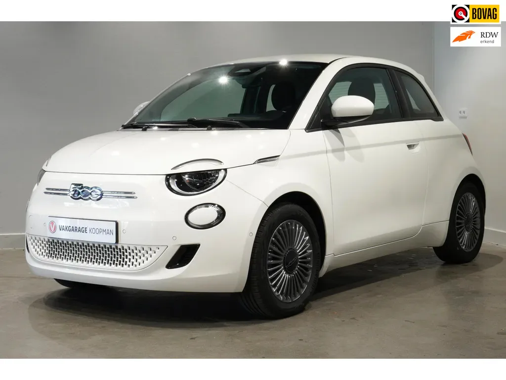Fiat 500e (2023) — foto 1