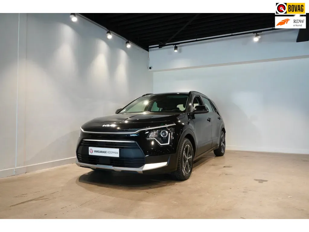 Kia Niro (2023) — foto 1