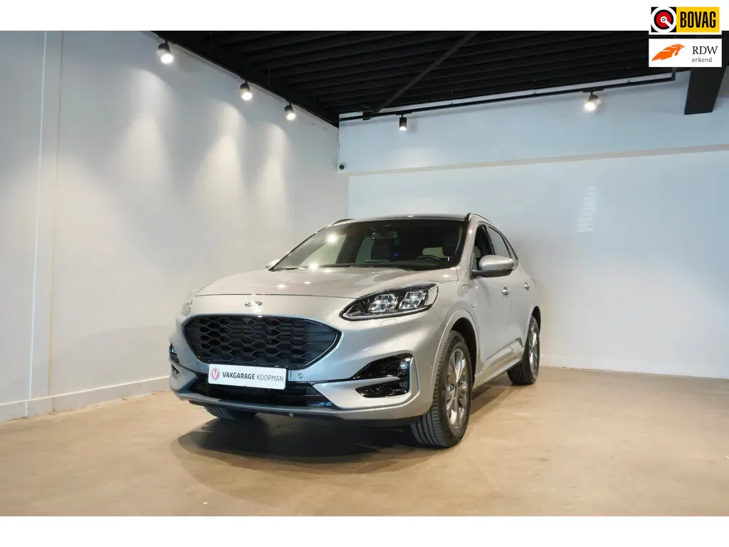 Ford Kuga (2023) — foto 1