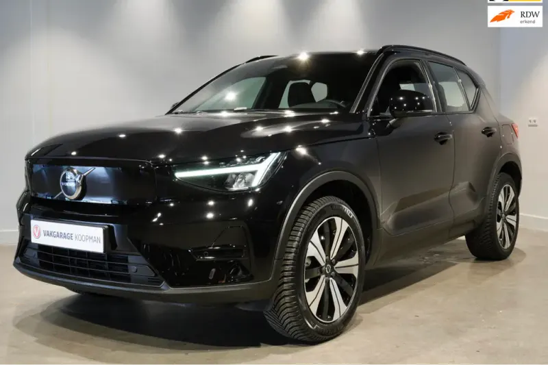Volvo XC40 (2022)