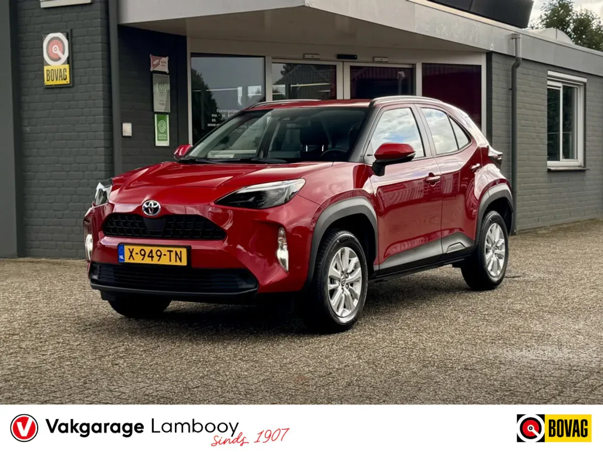 Toyota Yaris Cross (2024) — foto 1