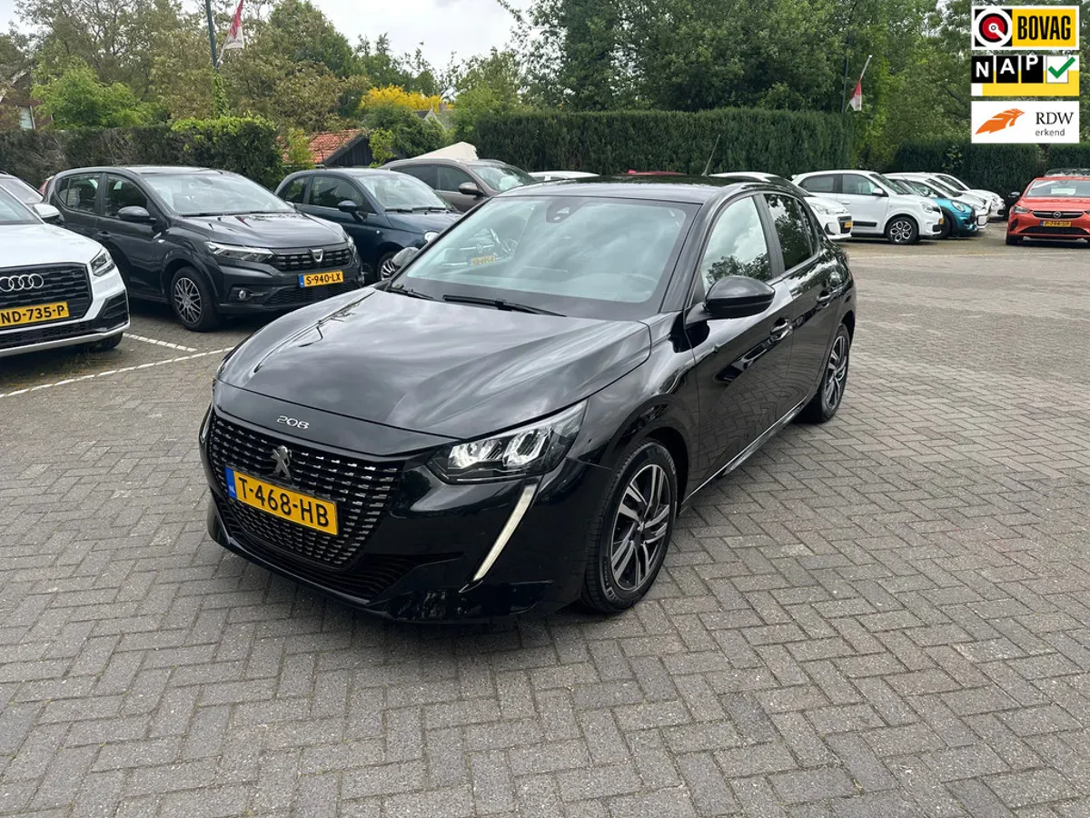 Peugeot 208 (2023) — foto 1