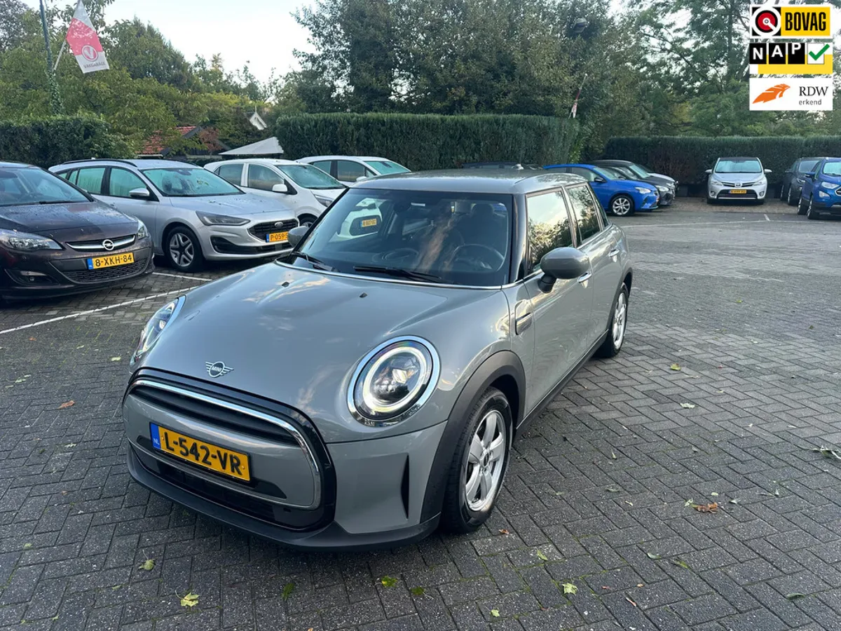 MINI One (2021) — foto 1