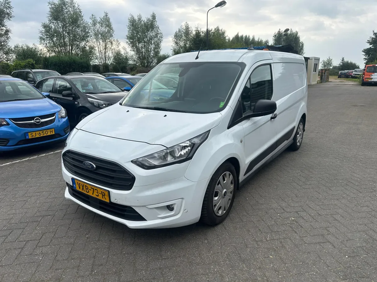Ford Transit Connect (2023) — foto 1