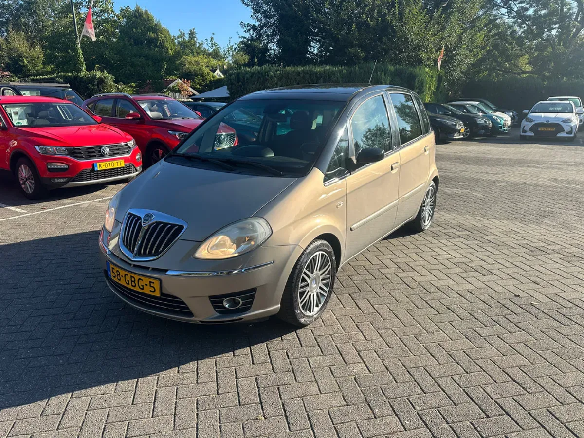 Lancia Musa (2008) — foto 1
