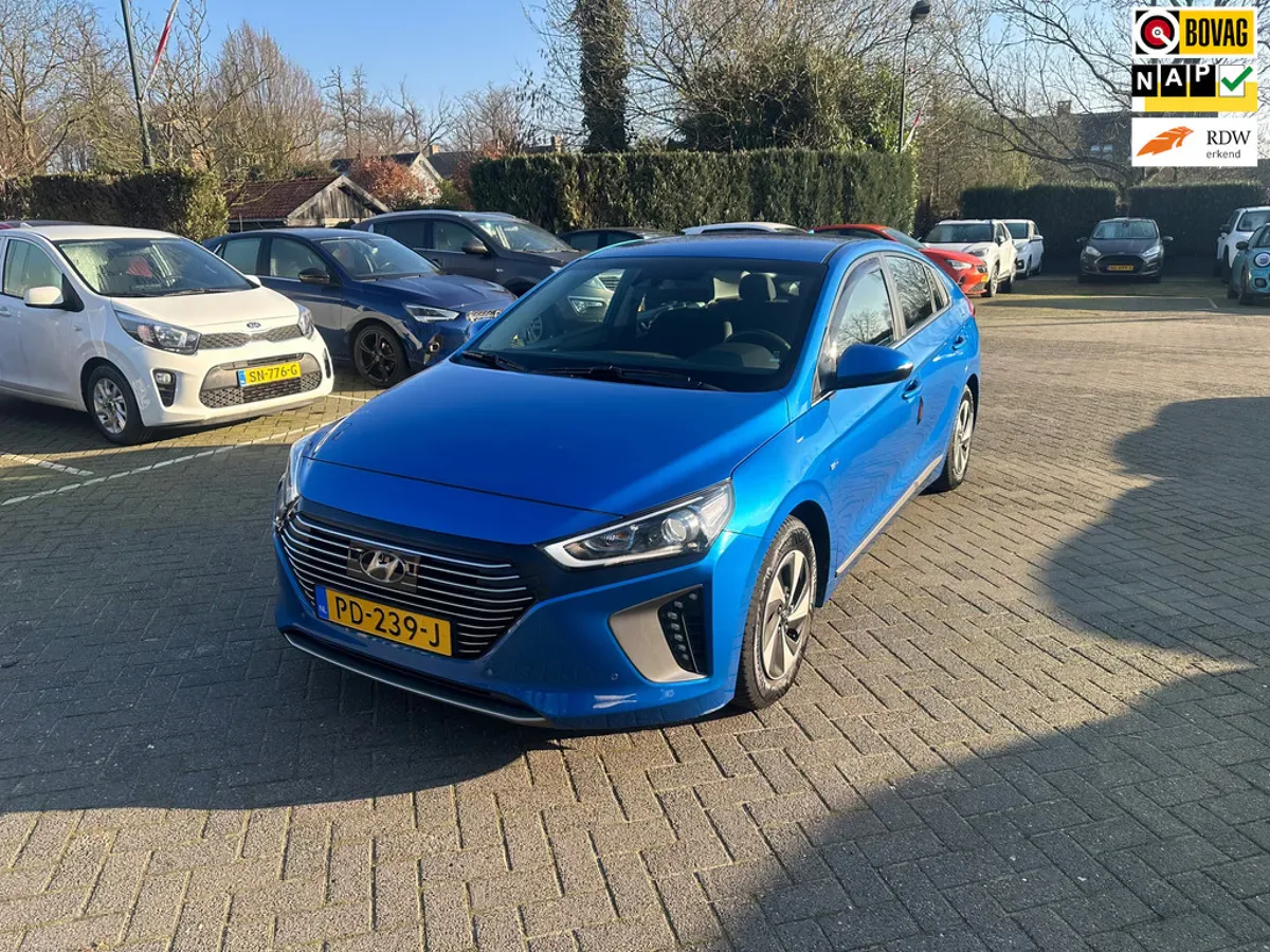Hyundai Ioniq (2017) — foto 1