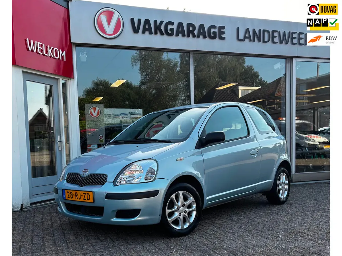 Toyota Yaris (2005) — foto 1