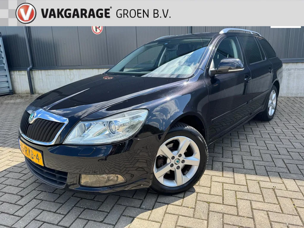 Škoda Octavia (2011) — foto 1