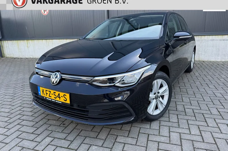 Volkswagen Golf (2022)