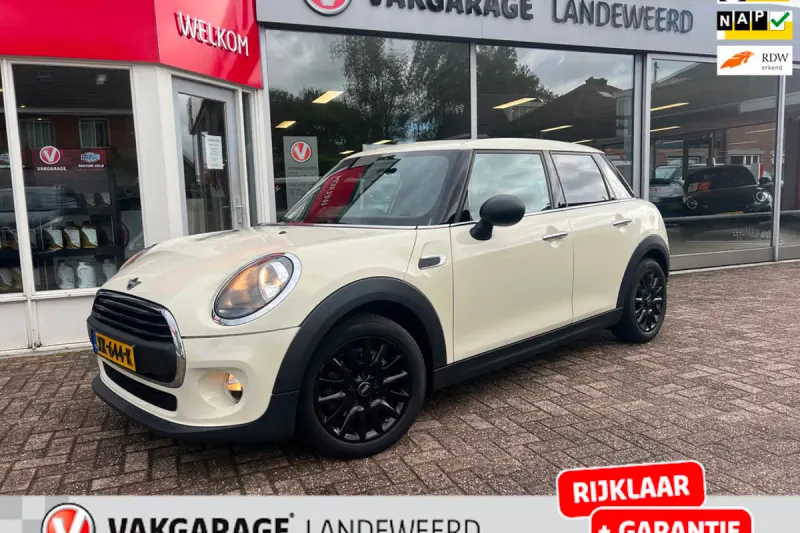 MINI One (2019)