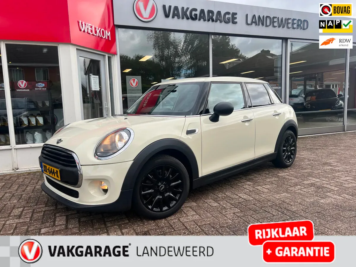MINI One (2019) — foto 1
