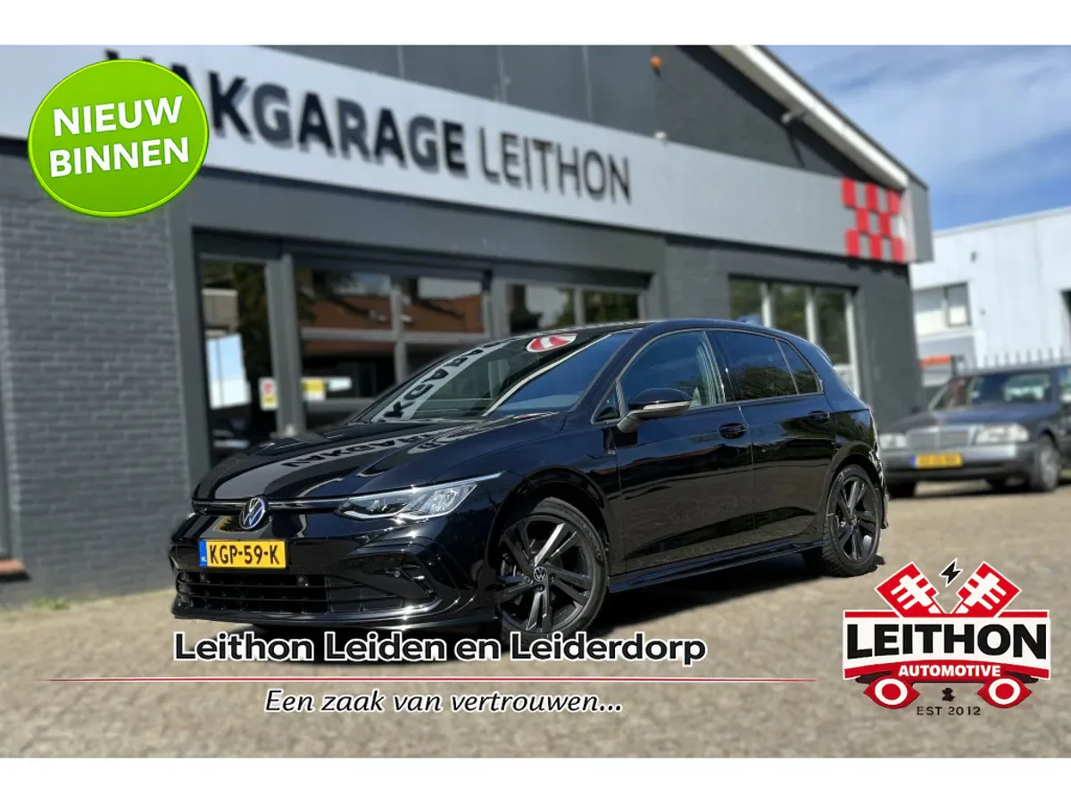 Volkswagen Golf (2022) — foto 1