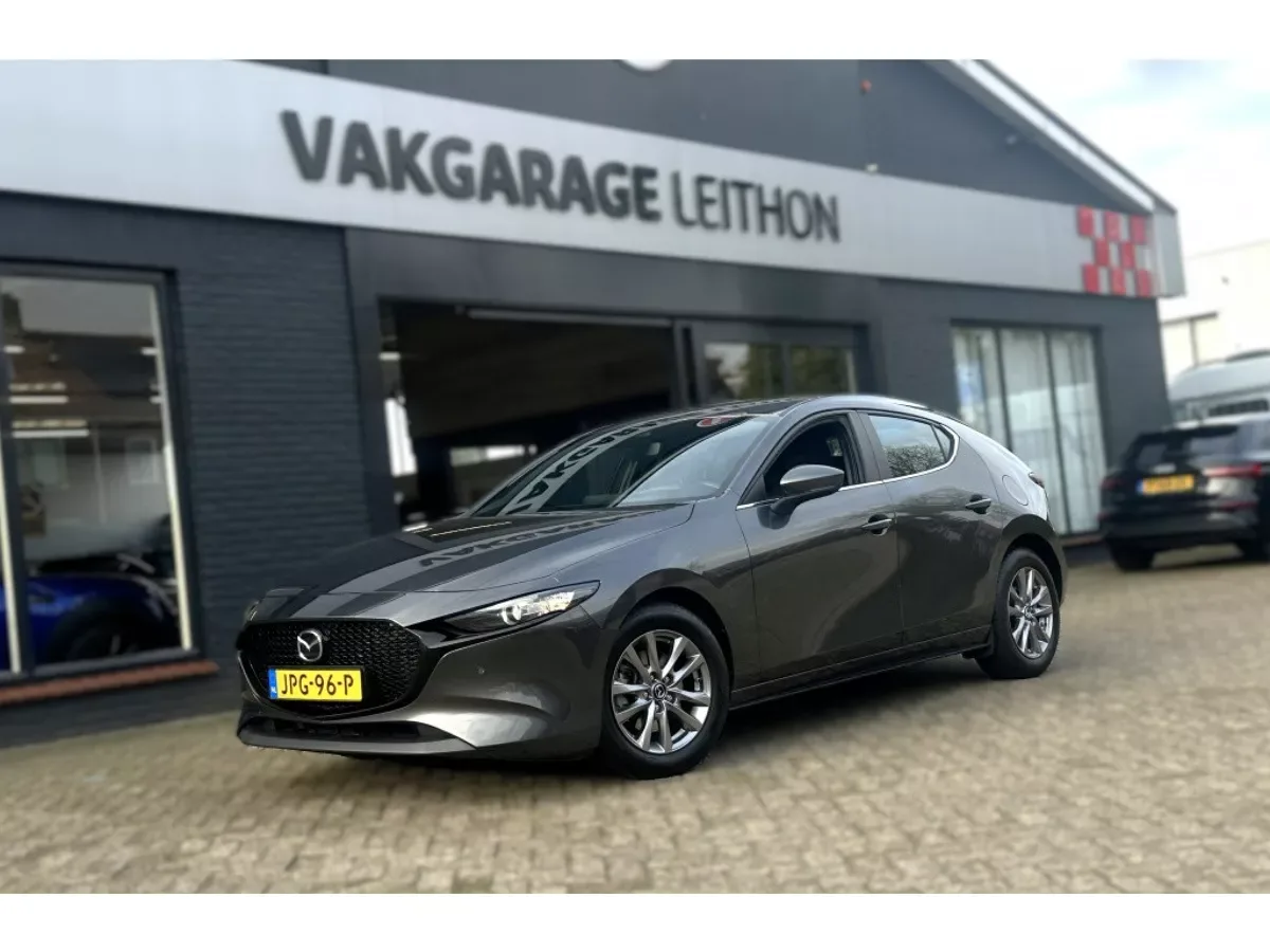 Mazda 3 (2021) — foto 1