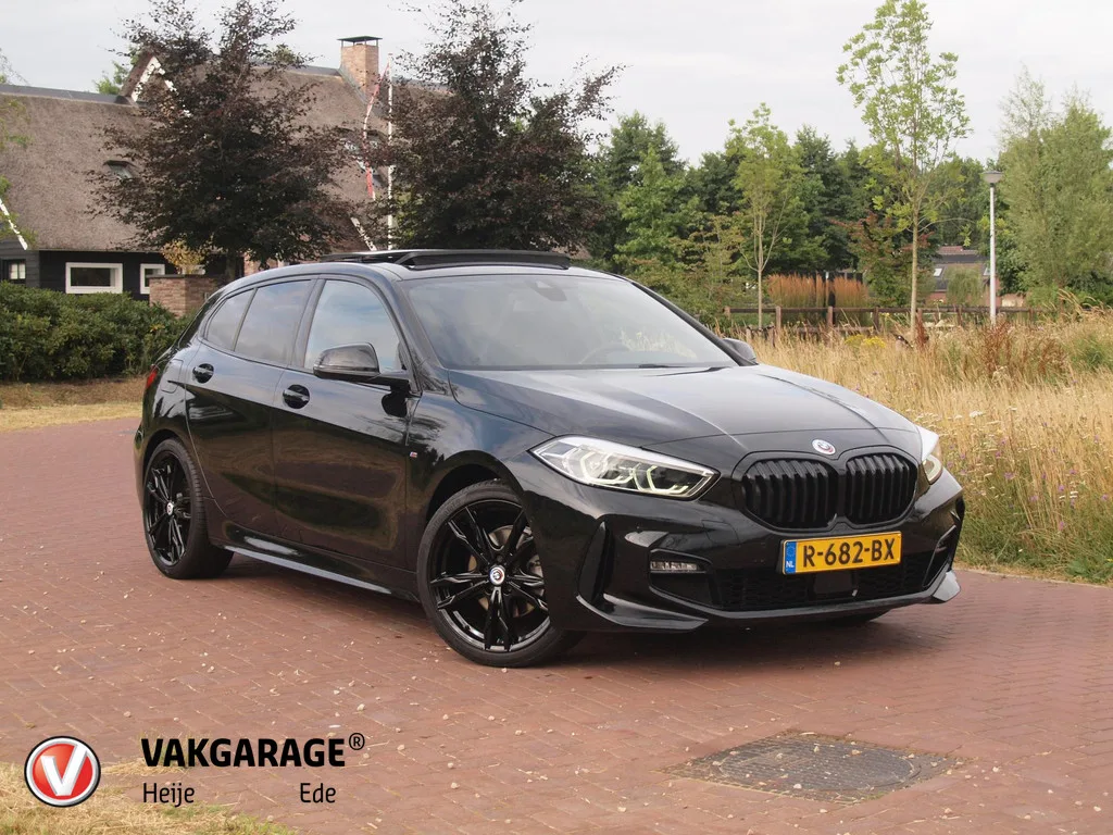 BMW 1-Serie (2022) — foto 1