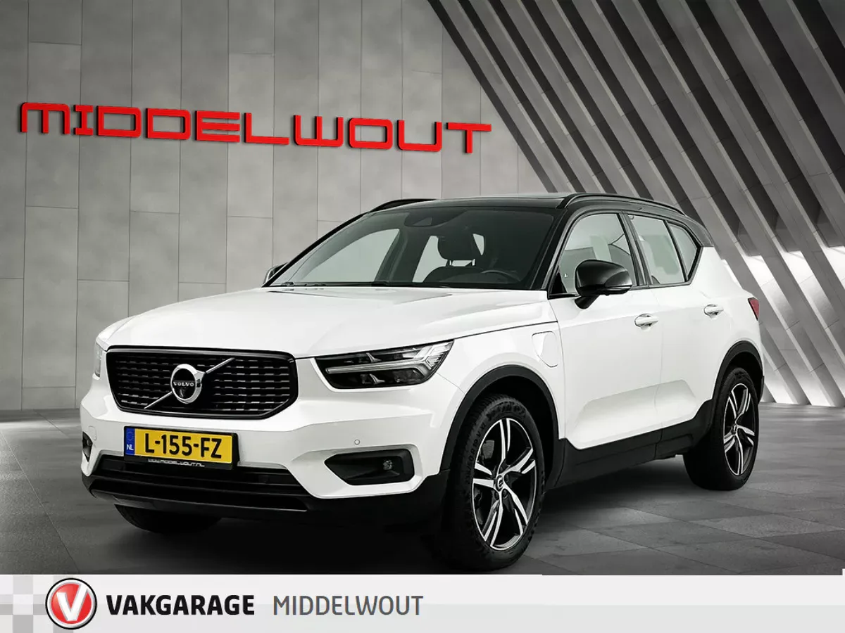 Volvo XC40 (2021) — foto 1