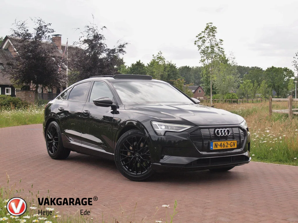 Audi e-tron (2021) — foto 1