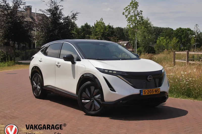 Nissan Ariya (2023)