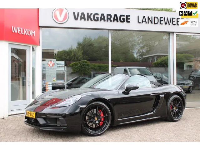 Porsche 718 (2023) — foto 1
