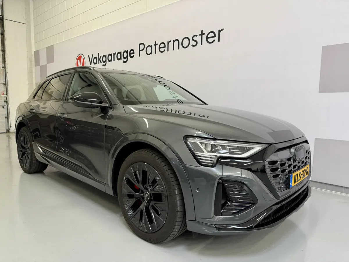 Audi Q8 e-tron (2023) — foto 1