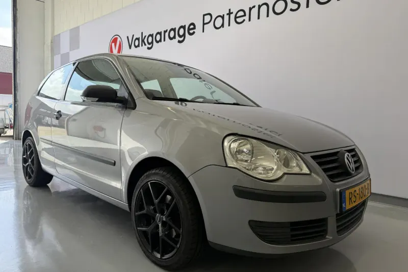 Volkswagen Polo (2006)