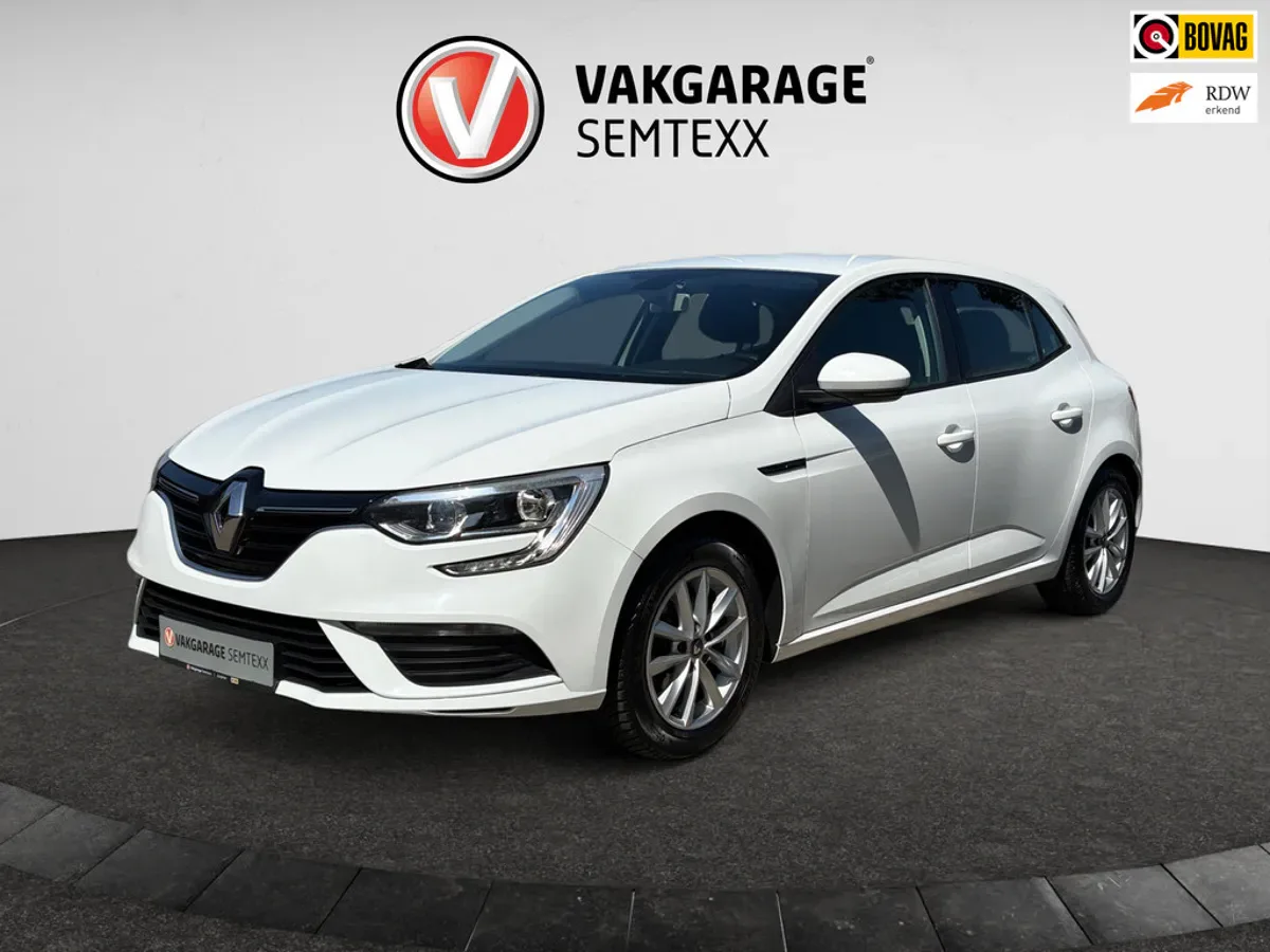 Renault Mégane (2017) — foto 1