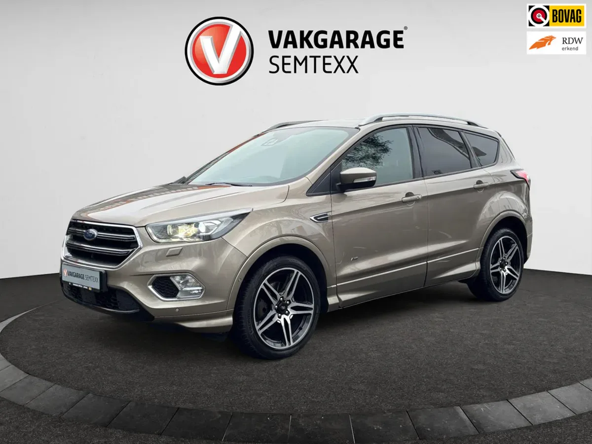 Ford Kuga (2019) — foto 1