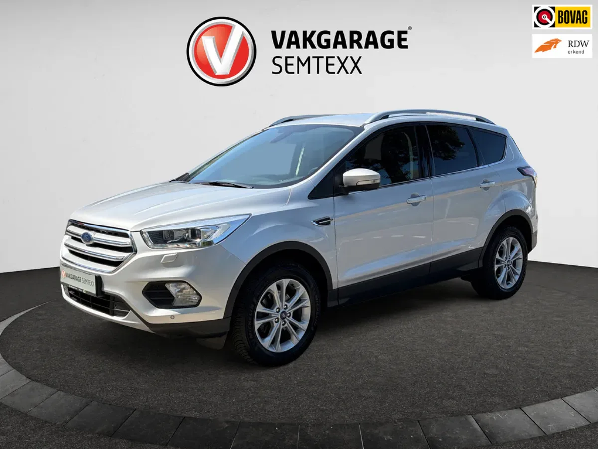 Ford Kuga (2019) — foto 1