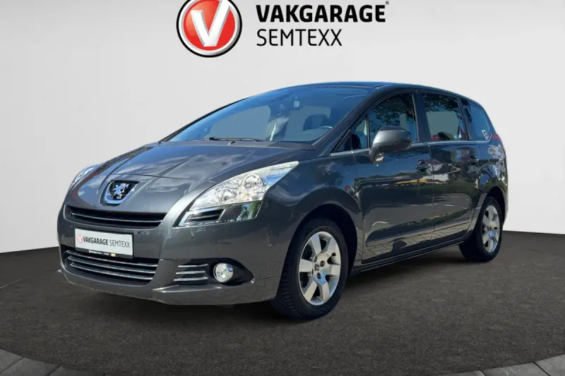 Peugeot 5008 (2010)