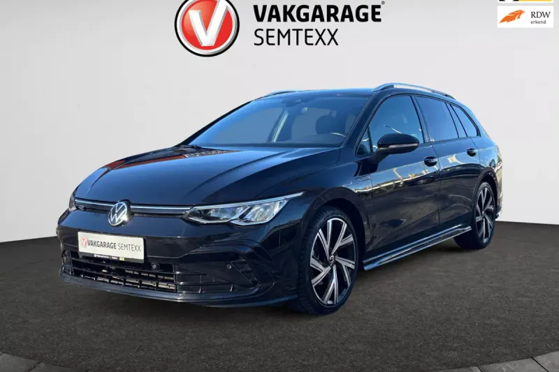 Volkswagen Golf (2022)