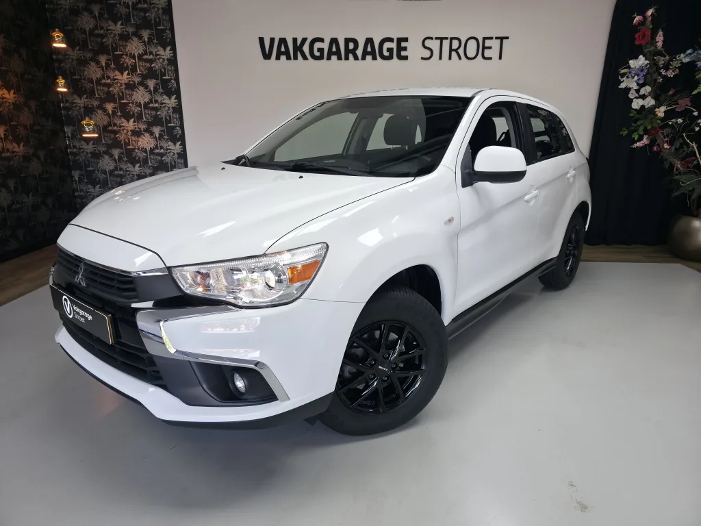 Mitsubishi ASX (2017) — foto 1