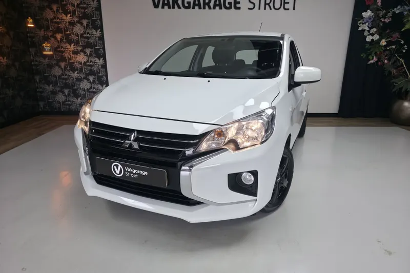 Mitsubishi Space Star (2022)