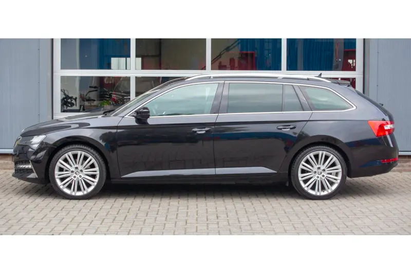 Škoda Superb (2020)