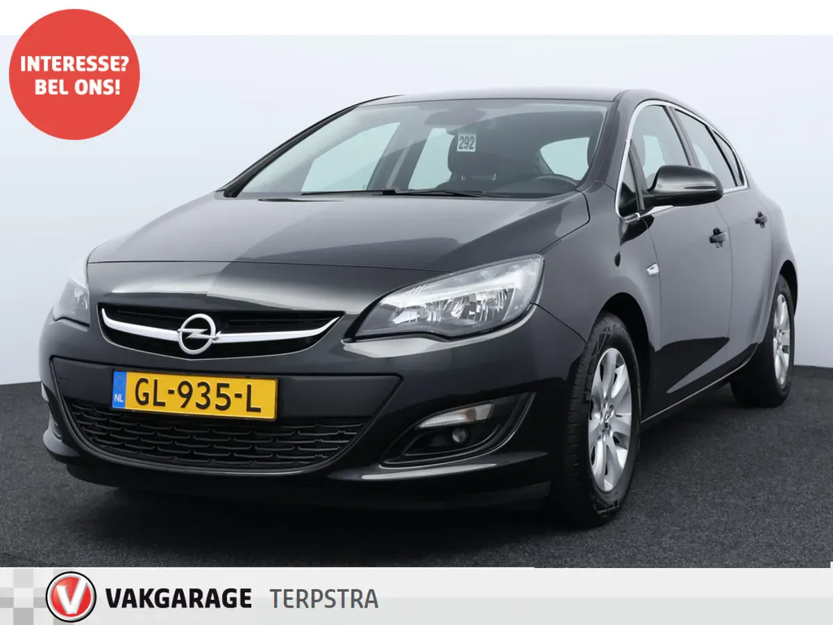 Opel Astra (2015) — foto 1
