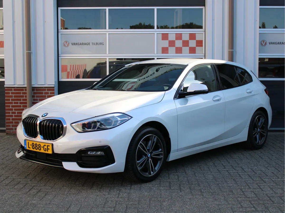 BMW 1-Serie (2021) — foto 1
