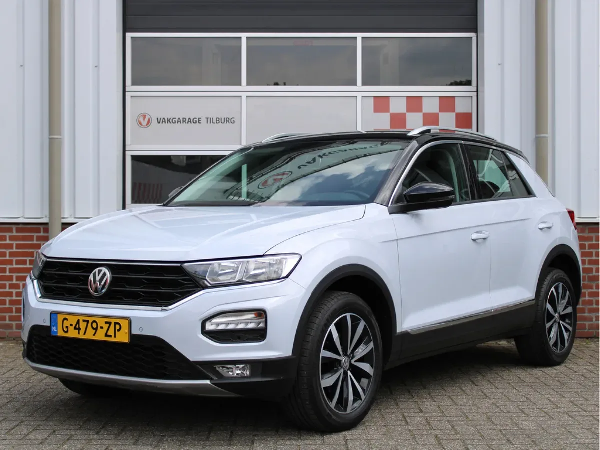 Volkswagen T-Roc (2020) — foto 1