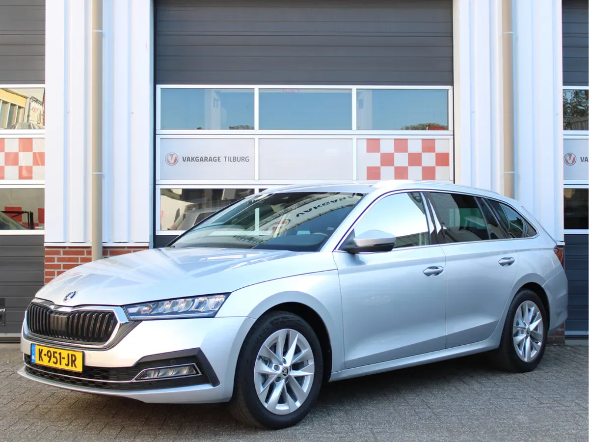 Škoda Octavia (2021) — foto 1
