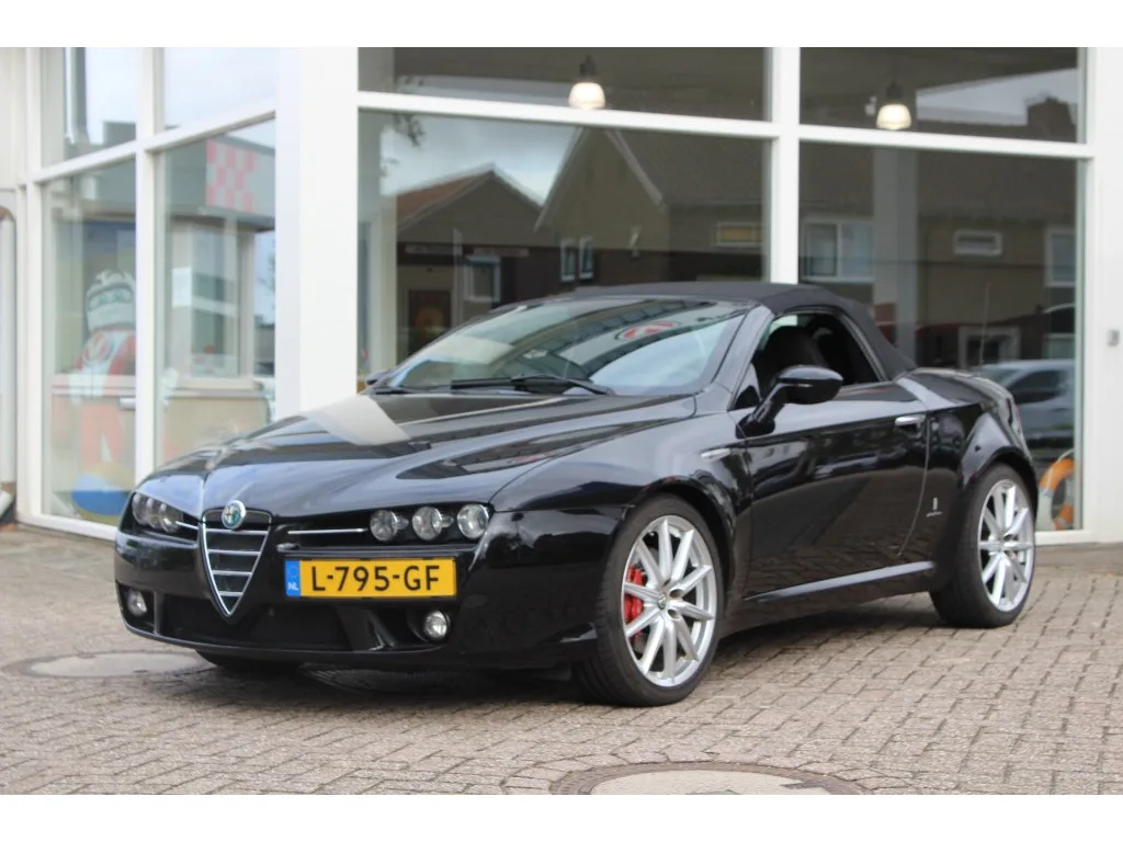 Alfa Romeo Spider (2010) — foto 1