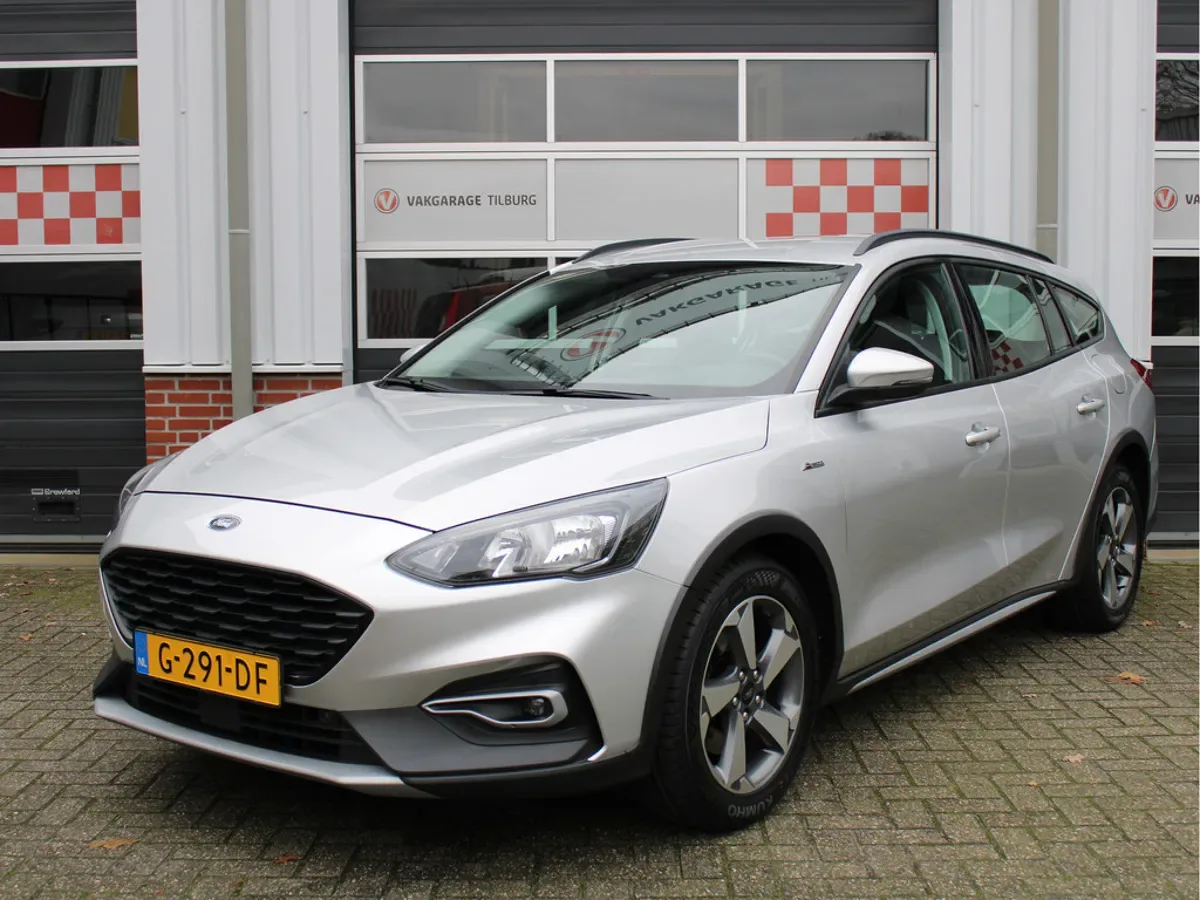 Ford Focus (2019) — foto 1