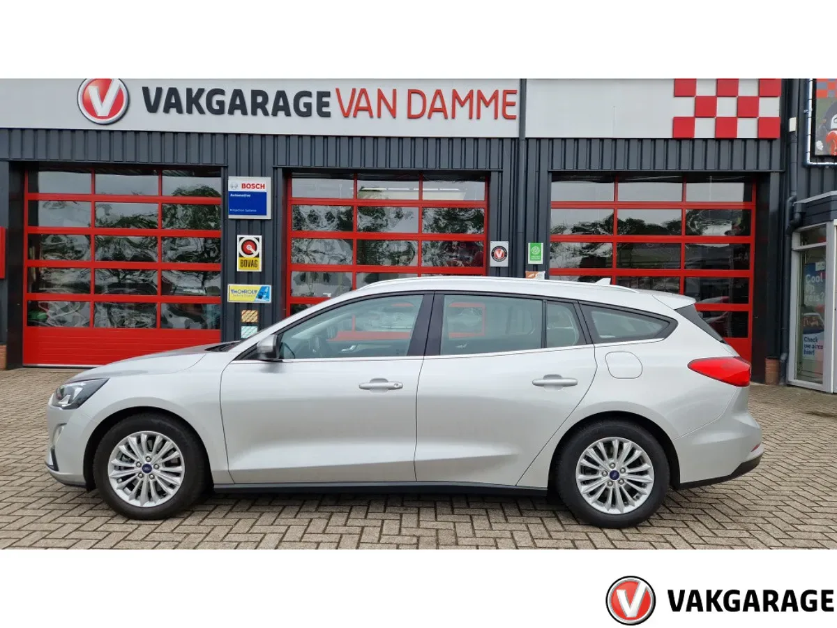 Ford Focus (2019) — foto 1