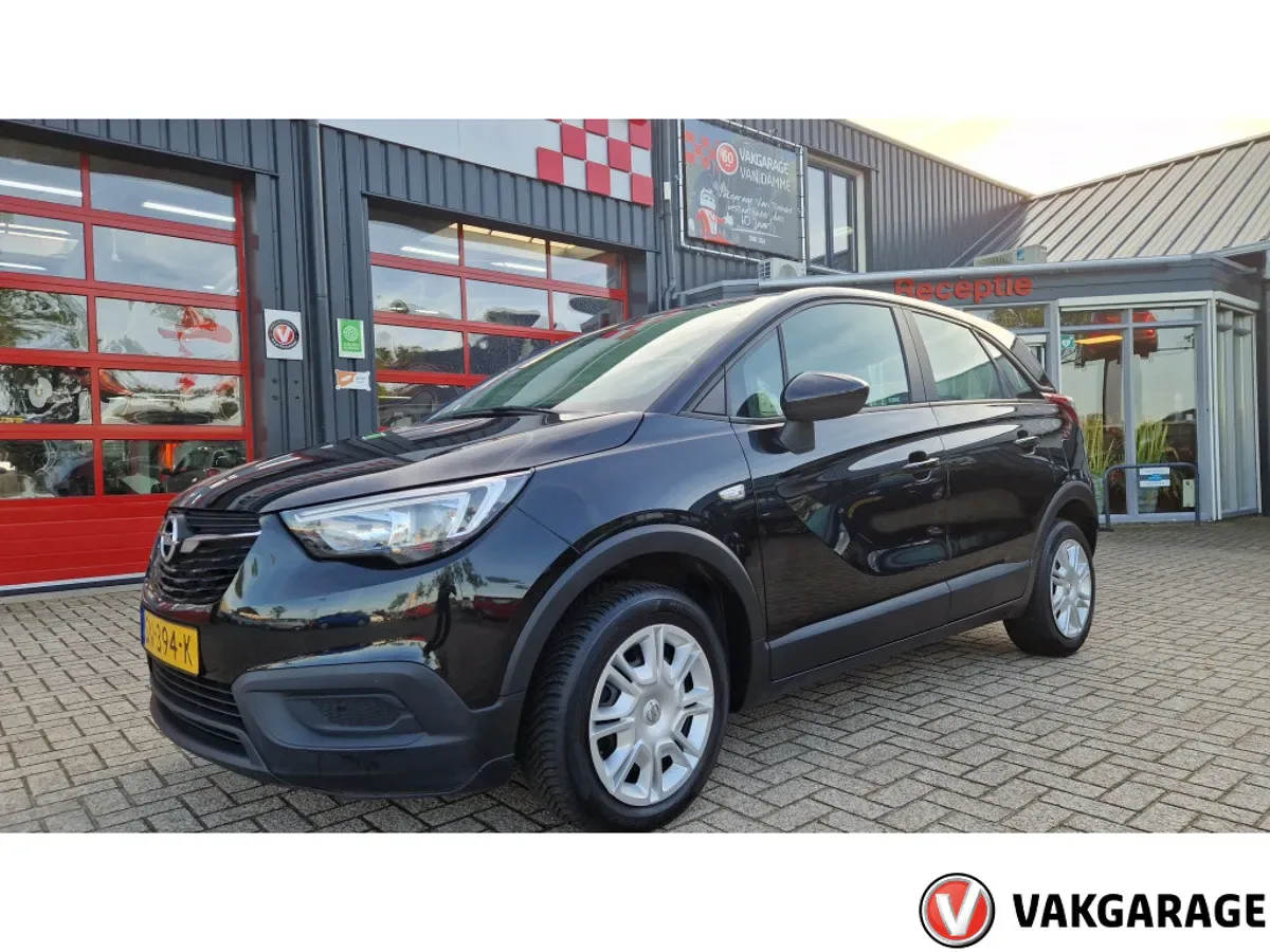 Opel Crossland (2018) — foto 1