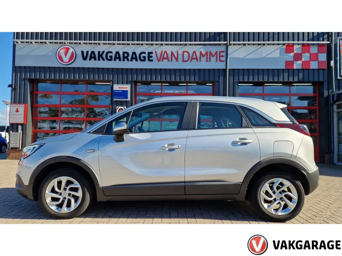 Opel Crossland X (2019) — foto 1