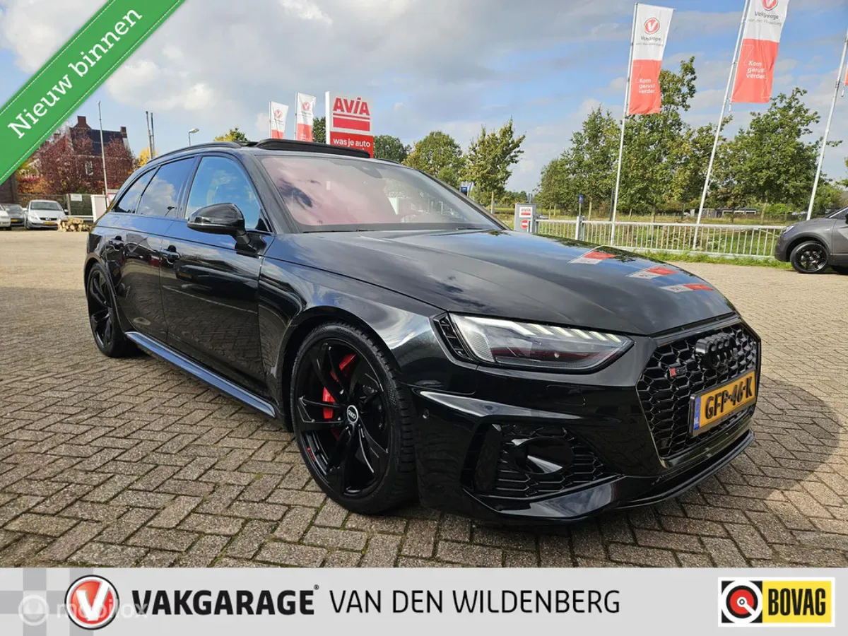 Audi RS 4 (2021) — foto 1