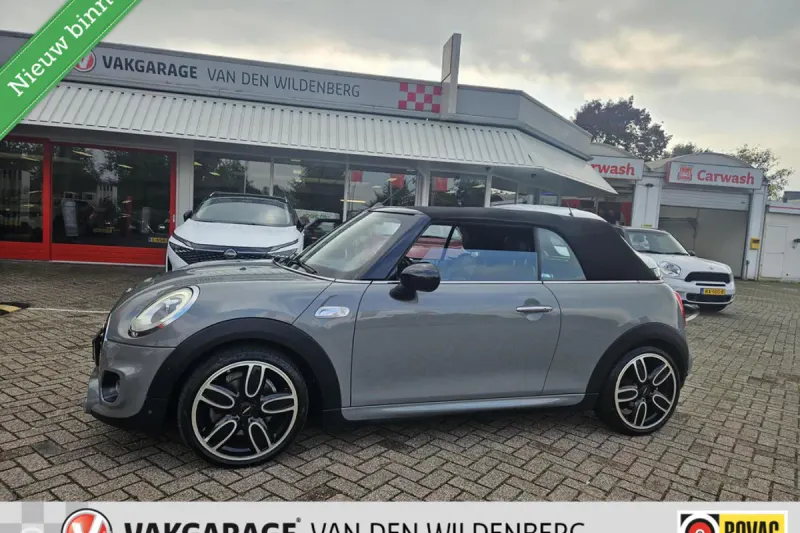 MINI Cabrio (2018)