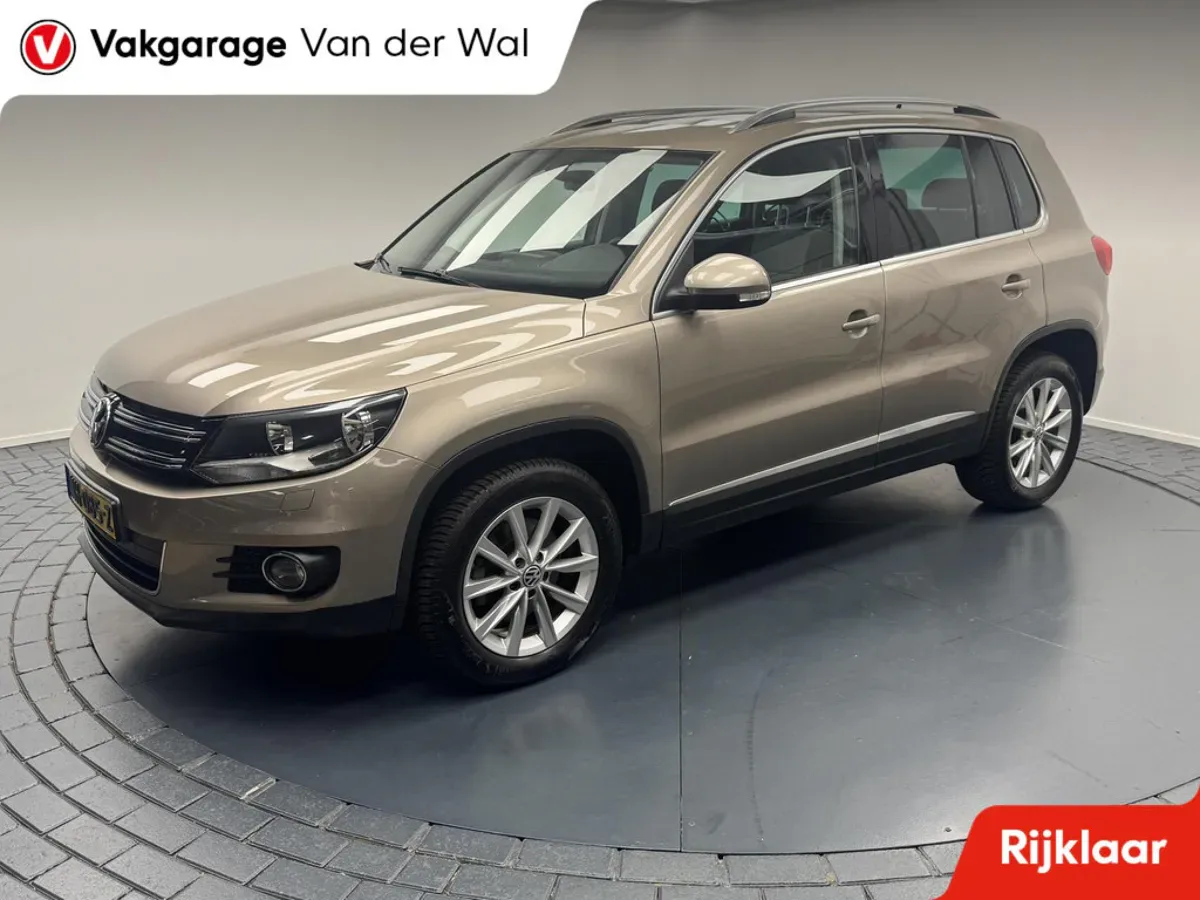 Volkswagen Tiguan (2012) — foto 1