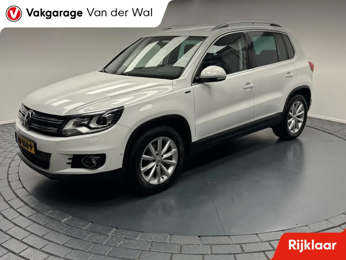 Volkswagen Tiguan (2015) — foto 1