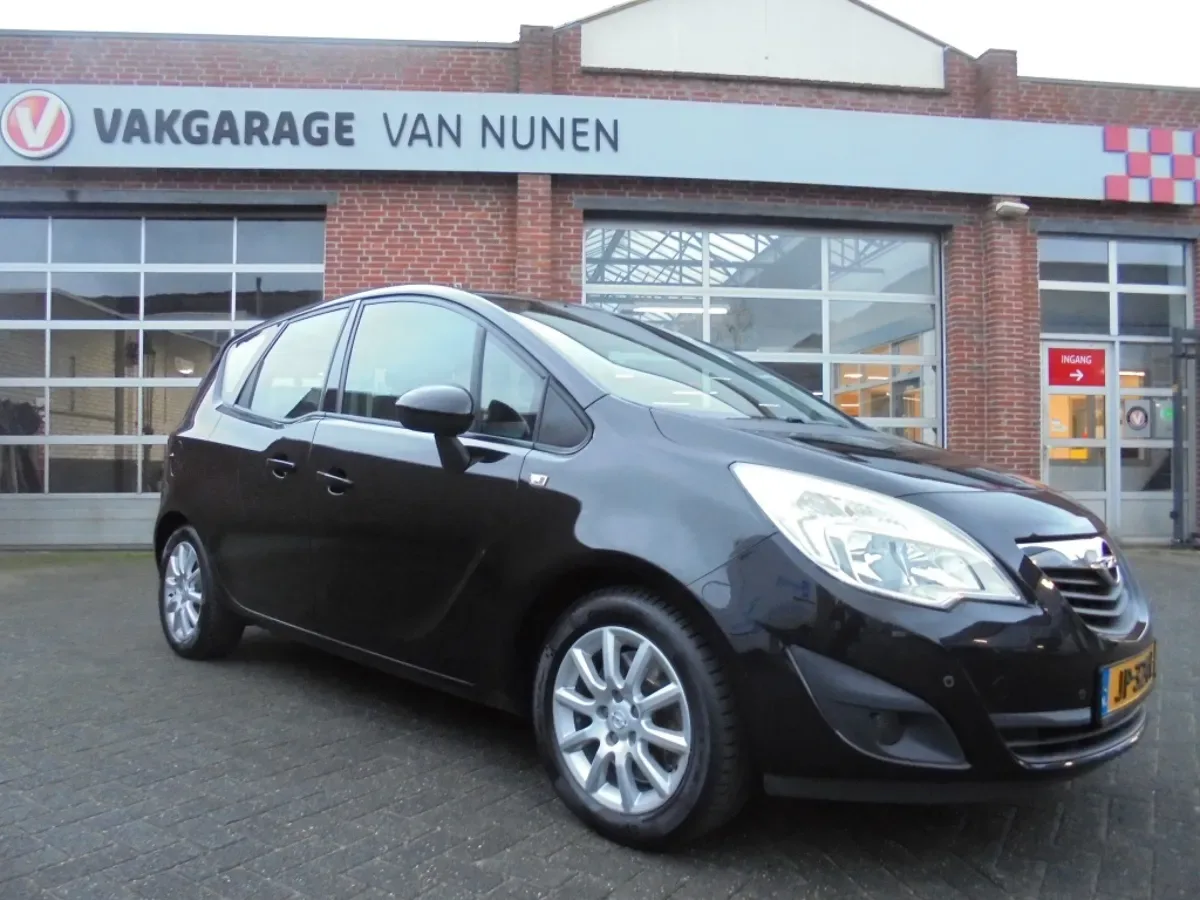 Opel Meriva (2010) — foto 1