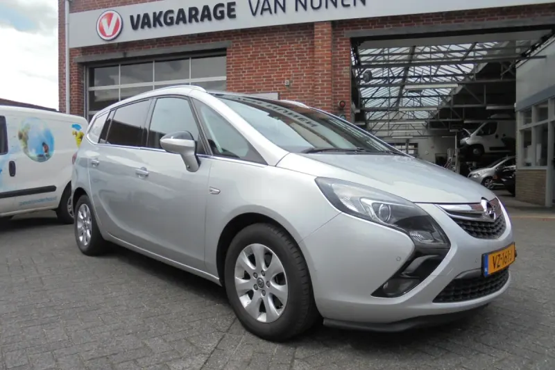 Opel Zafira Tourer (2016)