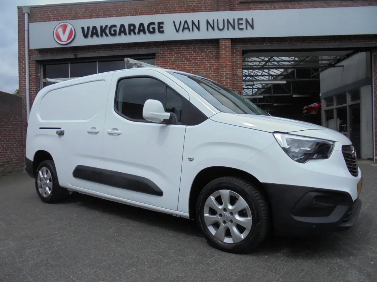 Opel Combo (2021) — foto 1
