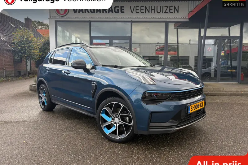 Lynk & Co 01 (2023)