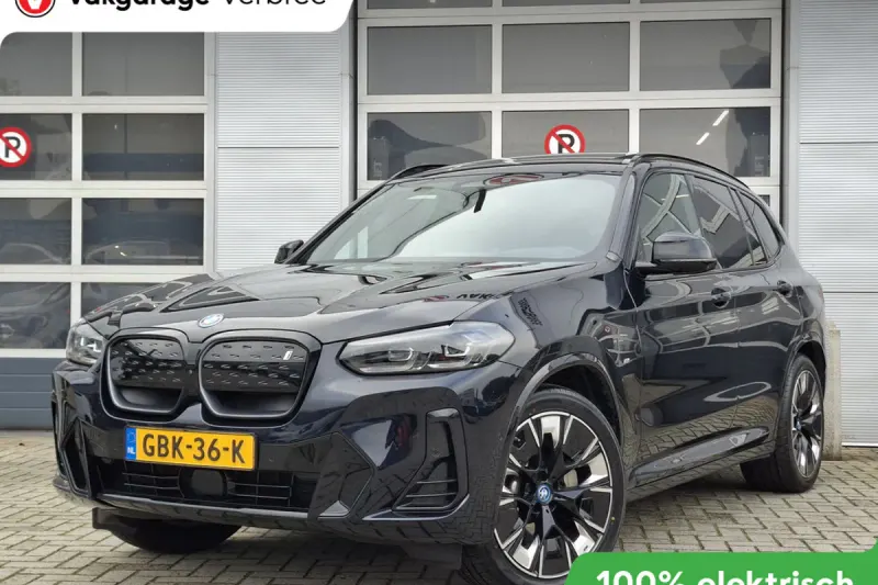 BMW iX3 (2024)